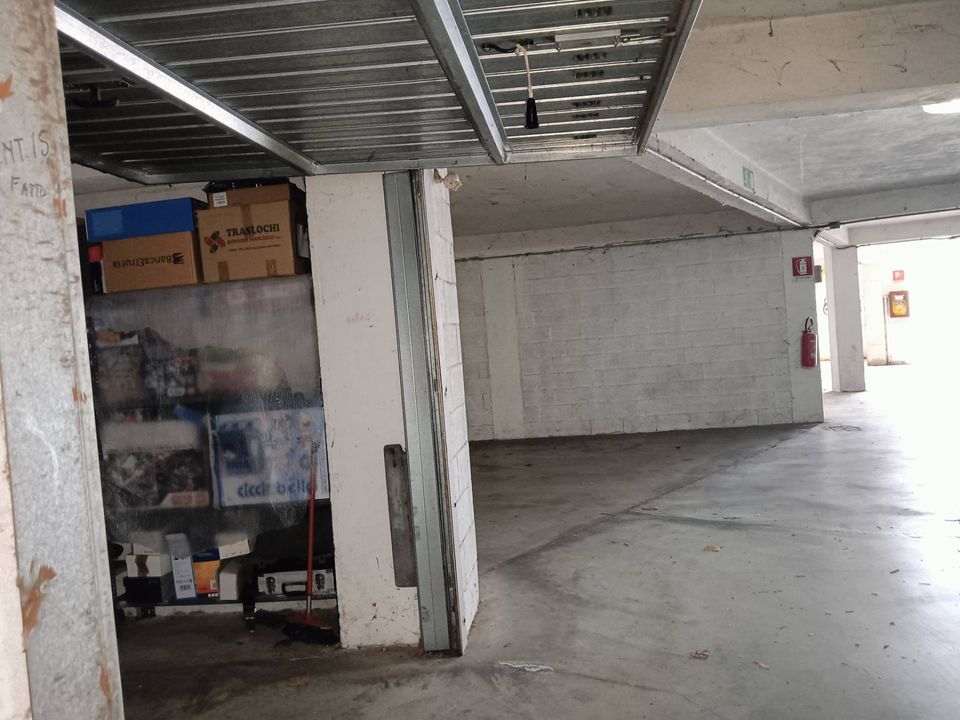 Parkeringsplads i Terni, Terni - foto 2