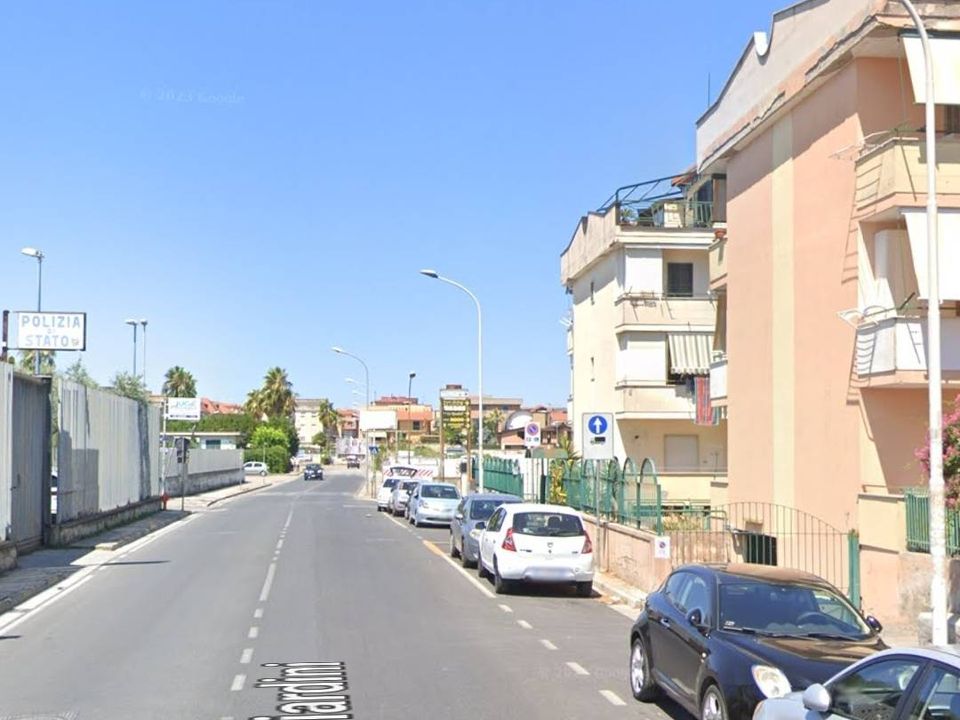 Parcheggio Giugliano in Campania, Naples - foto 2