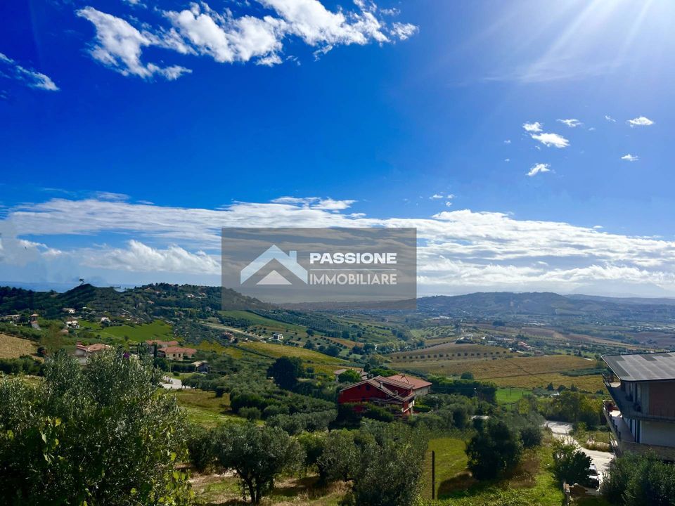 Helårsgrund i Colonnella, Teramo - foto 1