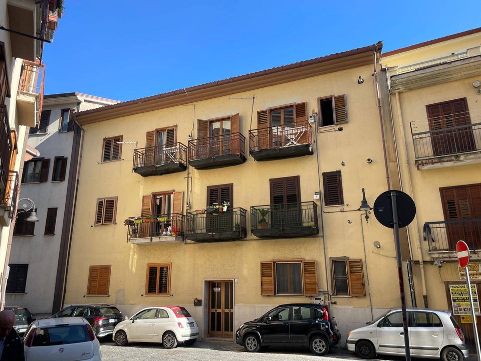 Lejlighed i Avellino city, Avellino - foto 1