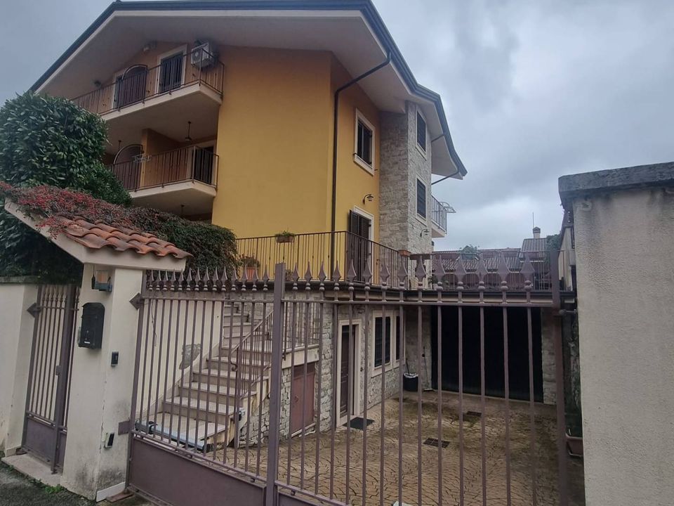 Villa i Avellino city, Avellino - foto 4