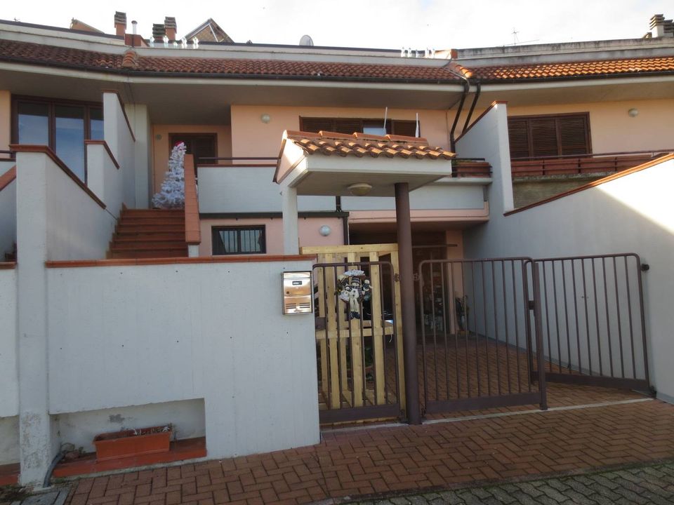 Reihenhaus in Ascoli Piceno, Ascoli Piceno - Foto 2