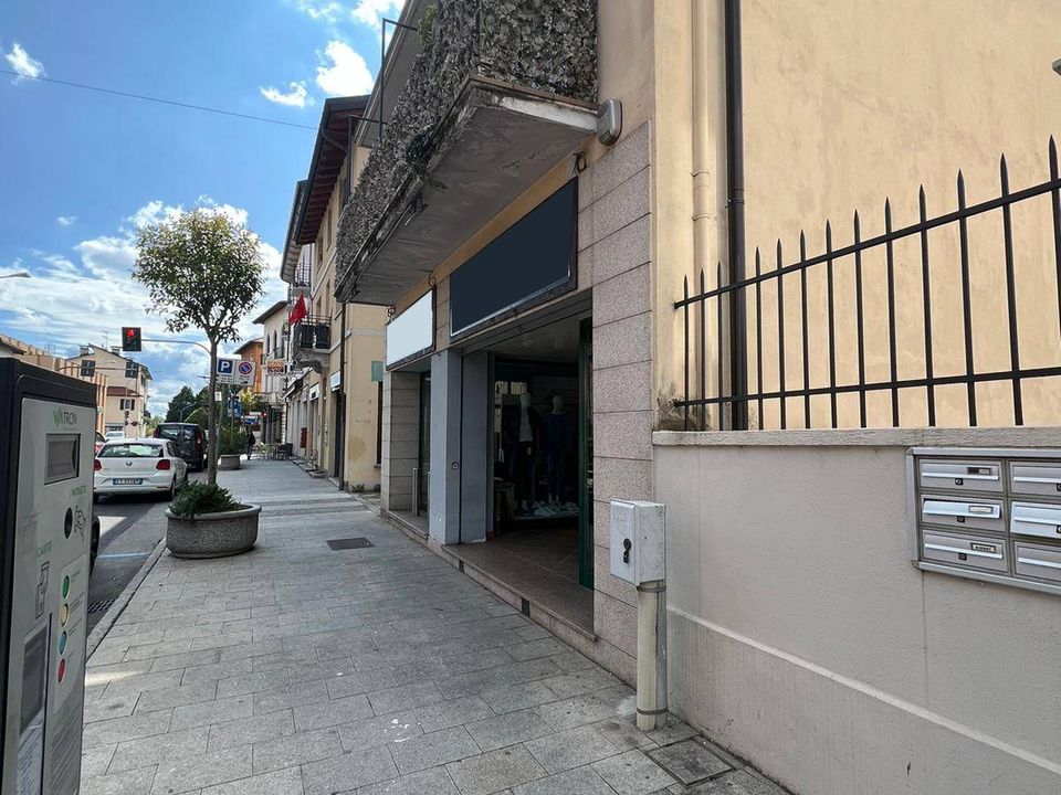 Erhvervsejendom i Besozzo, Varese - foto 3