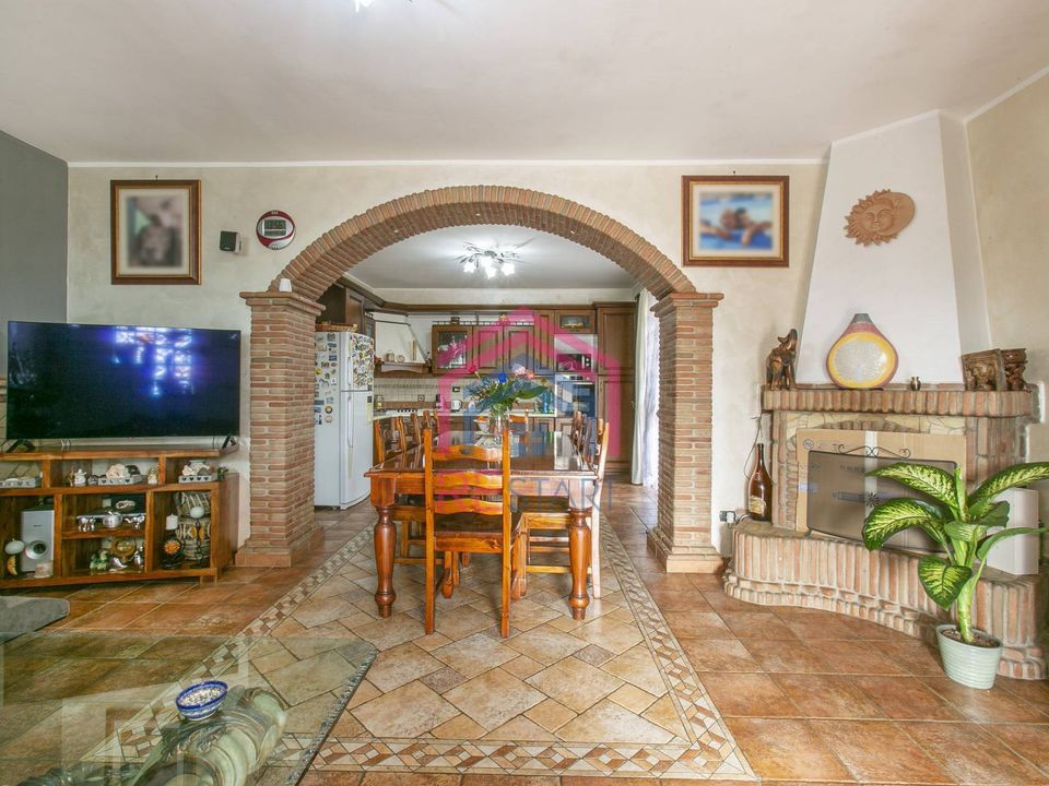Villa in Aprilia, Latina - photo 4