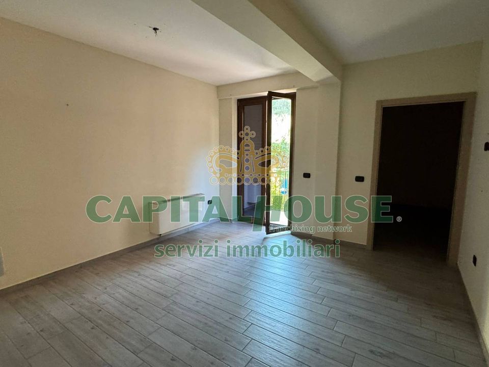Apartamento em Quadrelle, Avellino - foto 1