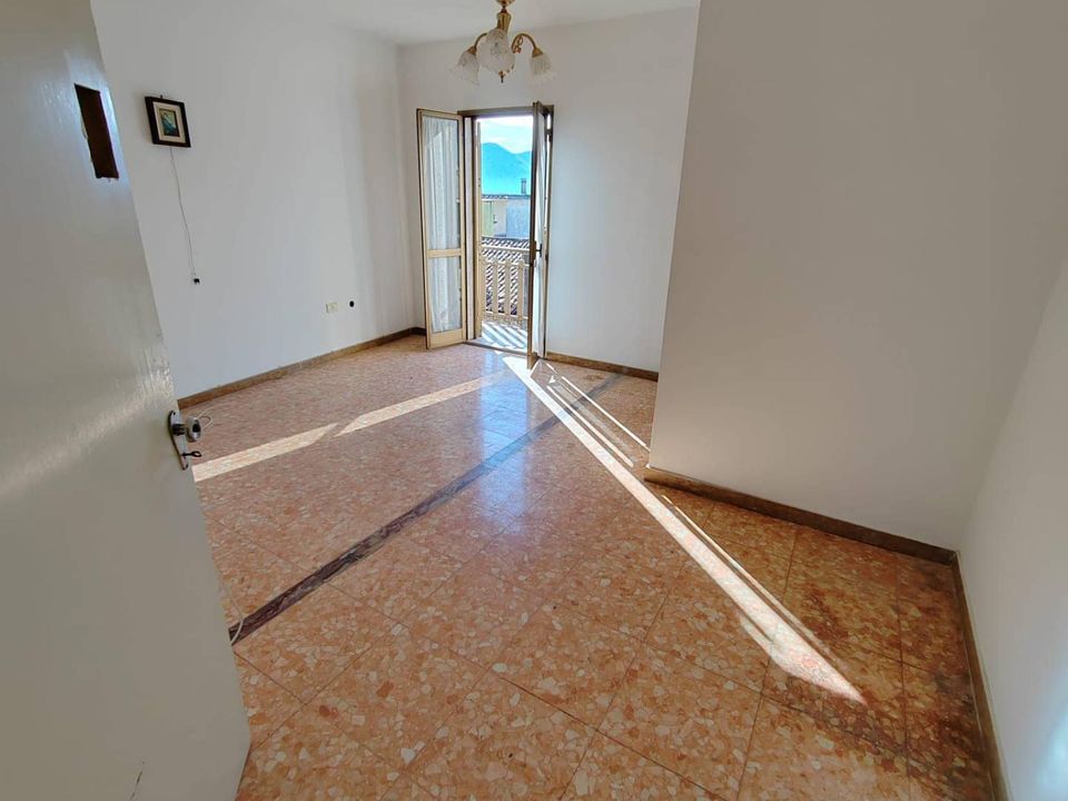 Erhvervsejendom i Vallecorsa, Frosinone - foto 1