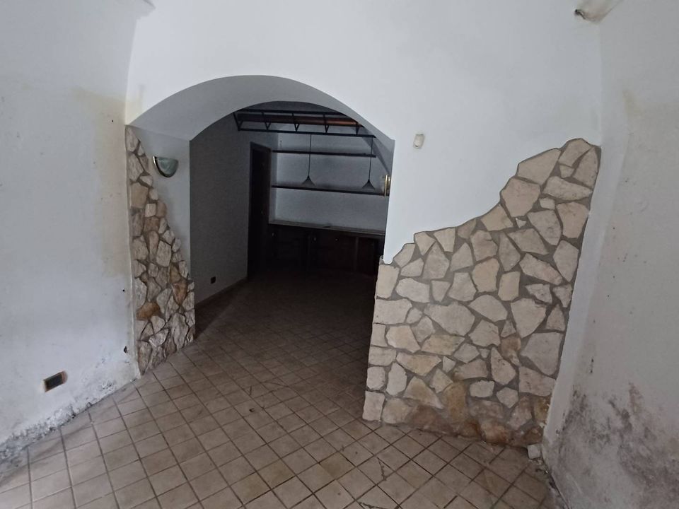 Erhvervsejendom i Sonnino, Latina - foto 4