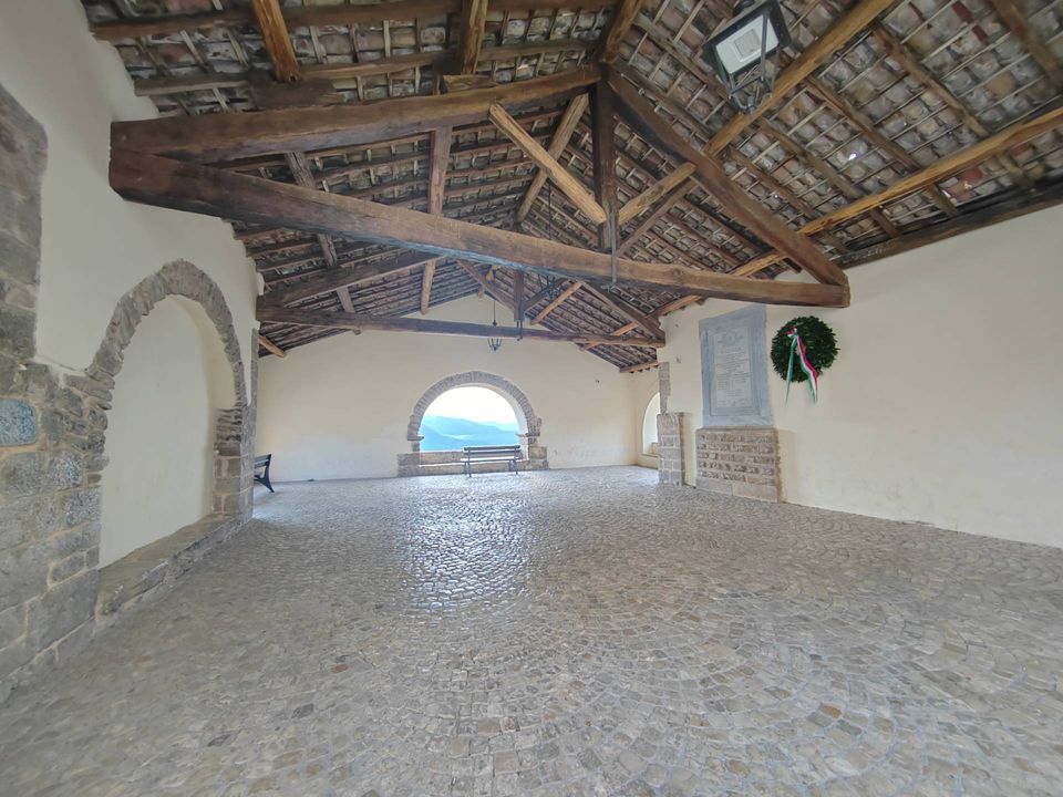 Erhvervsejendom i Maenza, Latina - foto 2