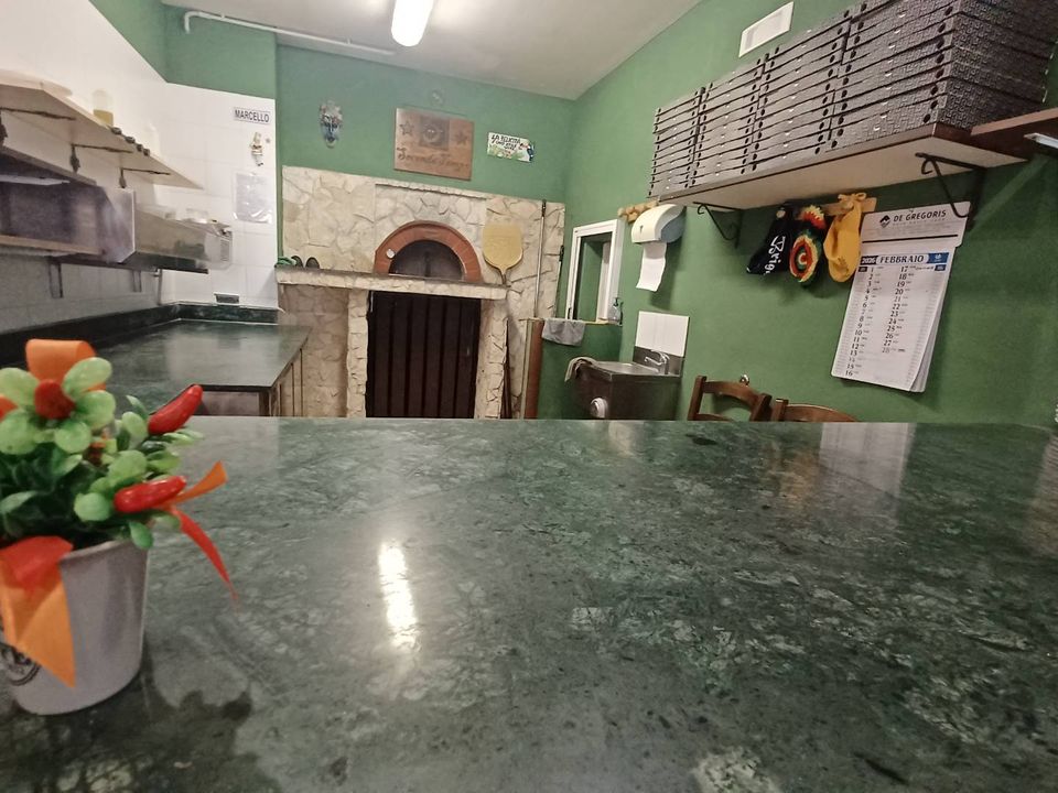 Erhvervsejendom i Sonnino, Latina - foto 2