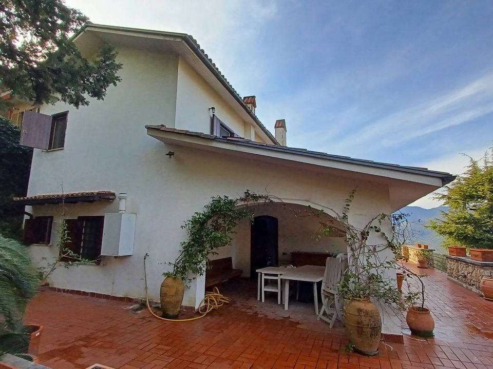 Villa i Giuliano di Roma, Frosinone - foto 1