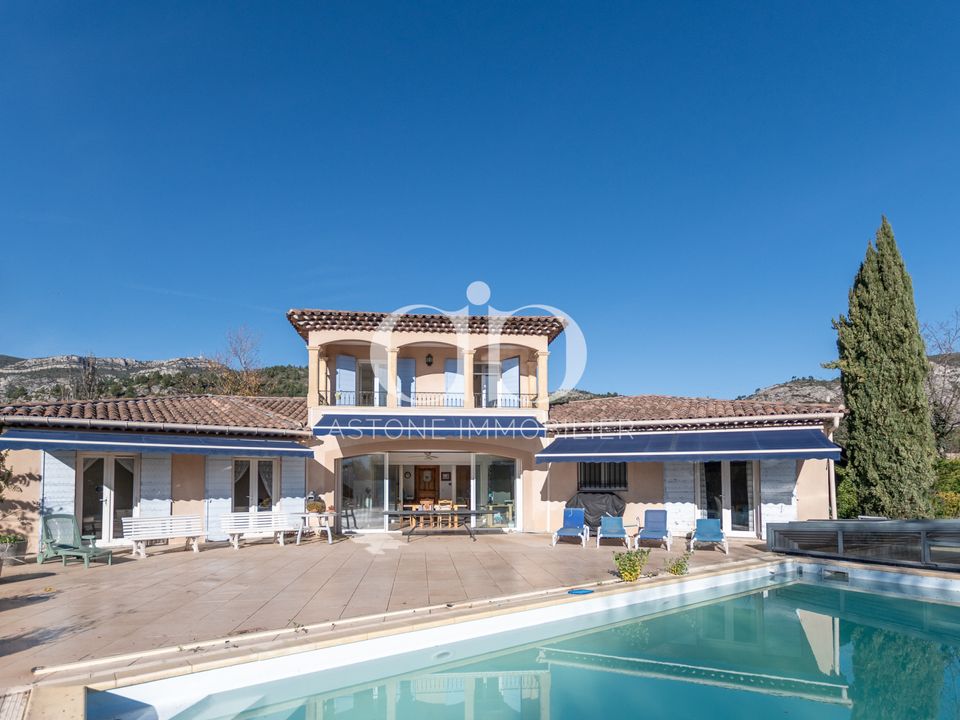 Villa i Roquevaire, Bouches-du-Rhone - foto 1