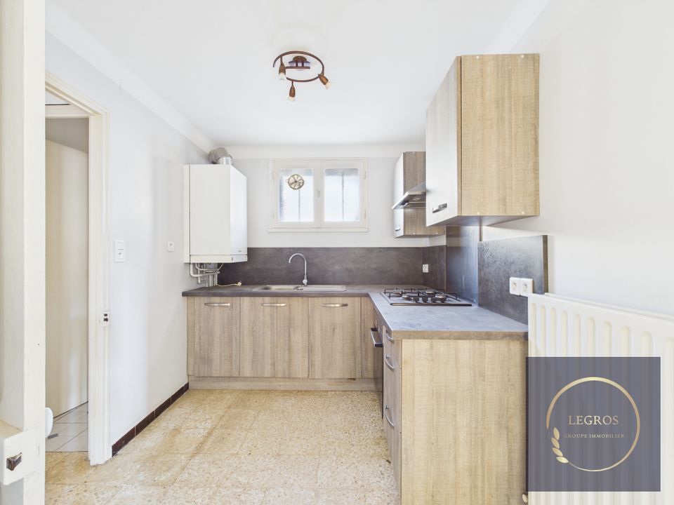 Villa in Le Thor, Vaucluse - photo 2
