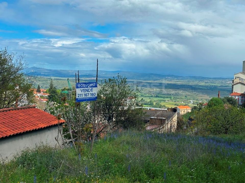 Helårsgrund i Covilha, Castelo Branco - foto 1