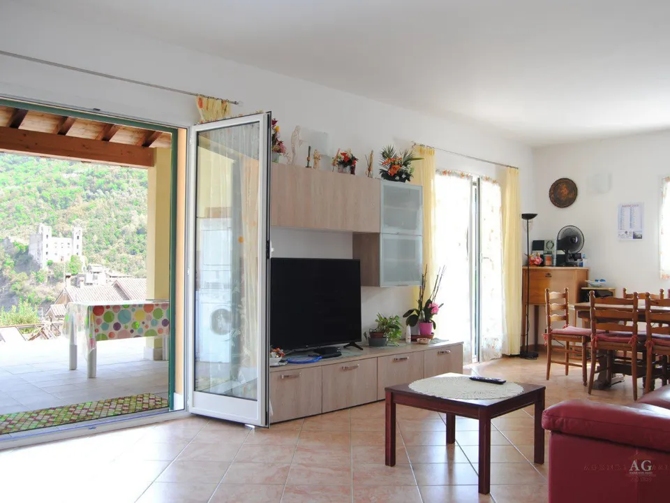 Villa i Dolceacqua, Imperia - foto 2