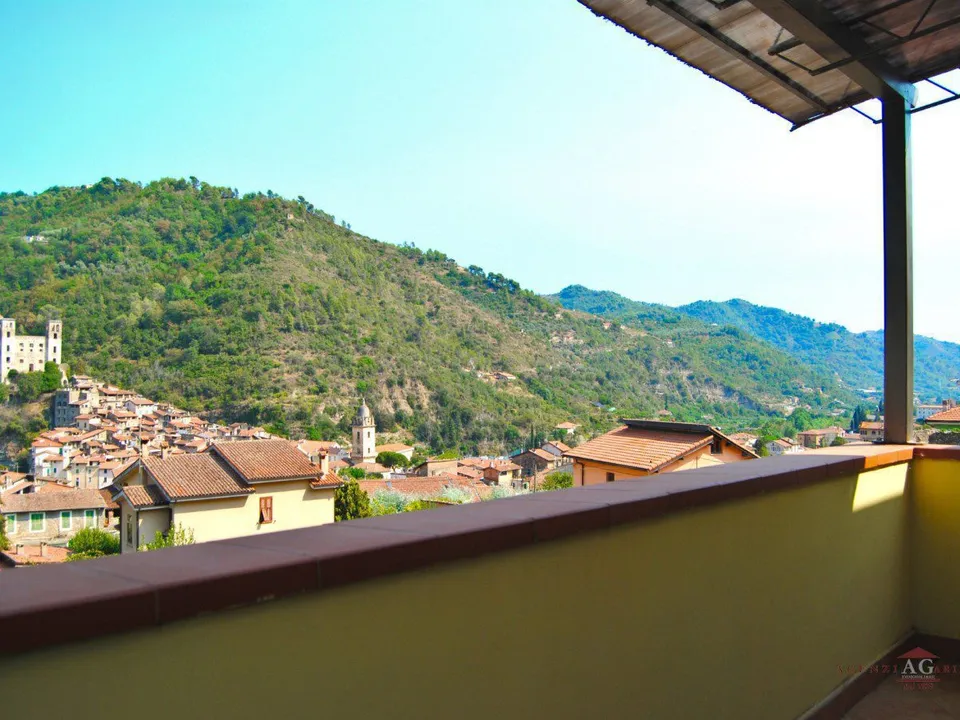 Villa i Dolceacqua, Imperia - foto 5