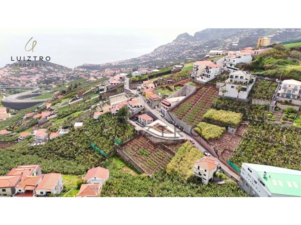 Helårsgrund i Camara de Lobos, Madeira - foto 2