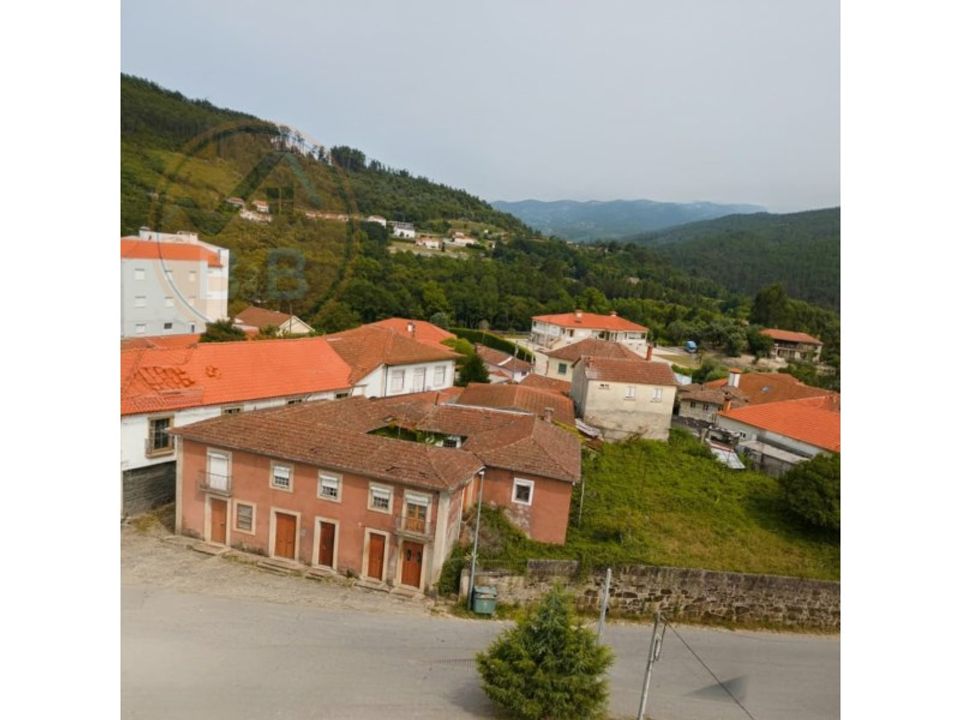 Villa i Cabeceiras de Basto, Braga - foto 1