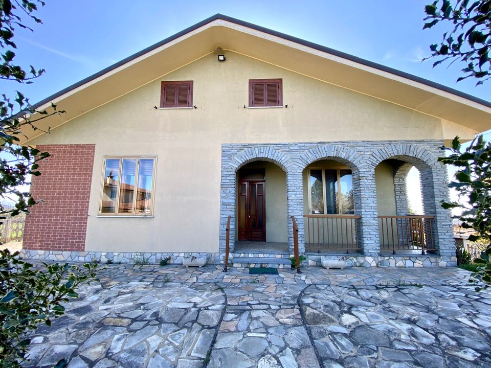 Villa i Serravalle Langhe, Cuneo - foto 3