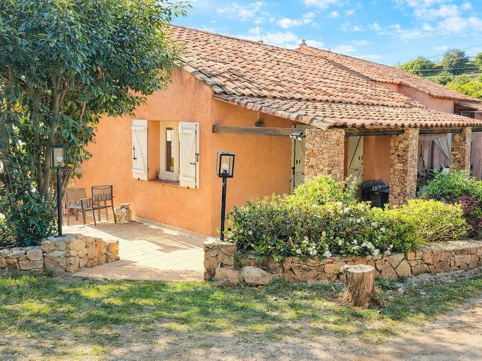 Villa in Bastelicaccia, Corse-du-Sud - foto 4