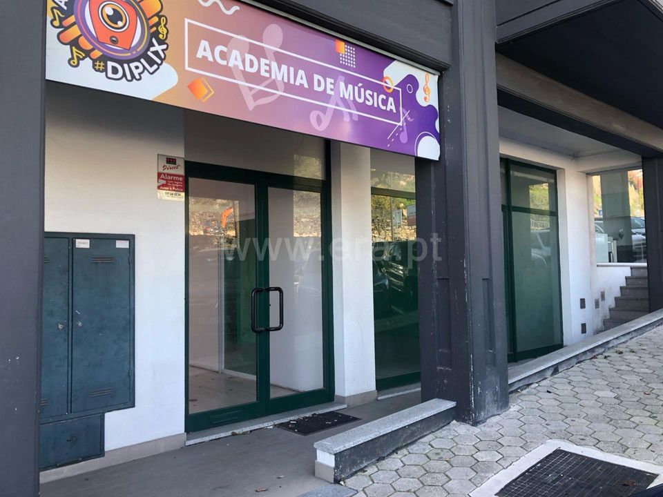 Commercial property in Guarda, Guarda - photo 1
