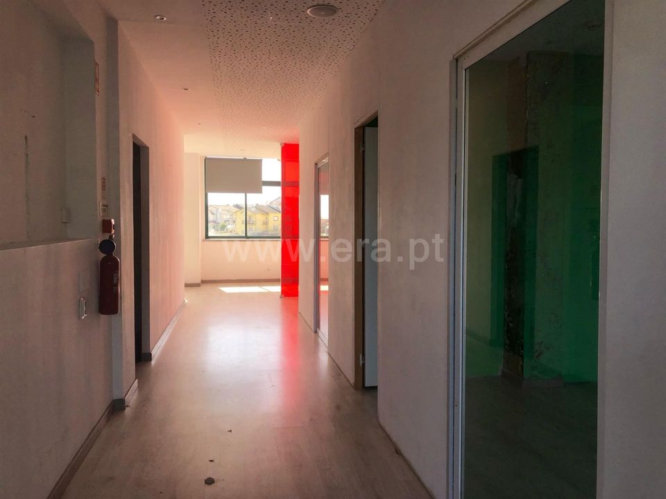 Commercial property in Guarda, Guarda - photo 4