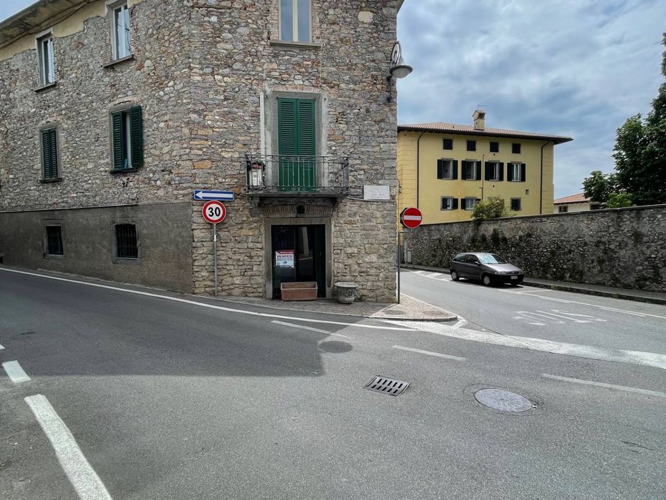 Erhvervsejendom i Almenno San Salvatore, Bergamo - foto 2
