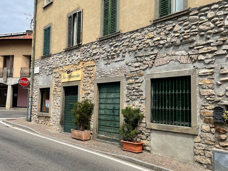 Erhvervsejendom i Almenno San Salvatore, Bergamo - foto 3