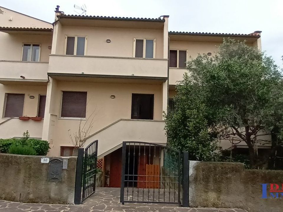 Villa i Rosignano Marittimo, Livorno - foto 1
