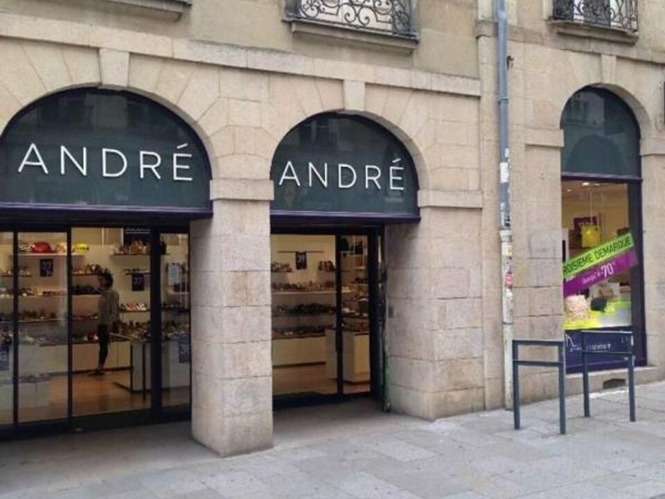 L'establiment comercial a Rennes, Ille-et-Vilaine - foto 1