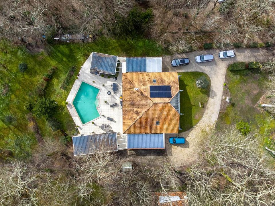 Villa a Saint-Sulpice-et-Cameyrac, Gironde - foto 1