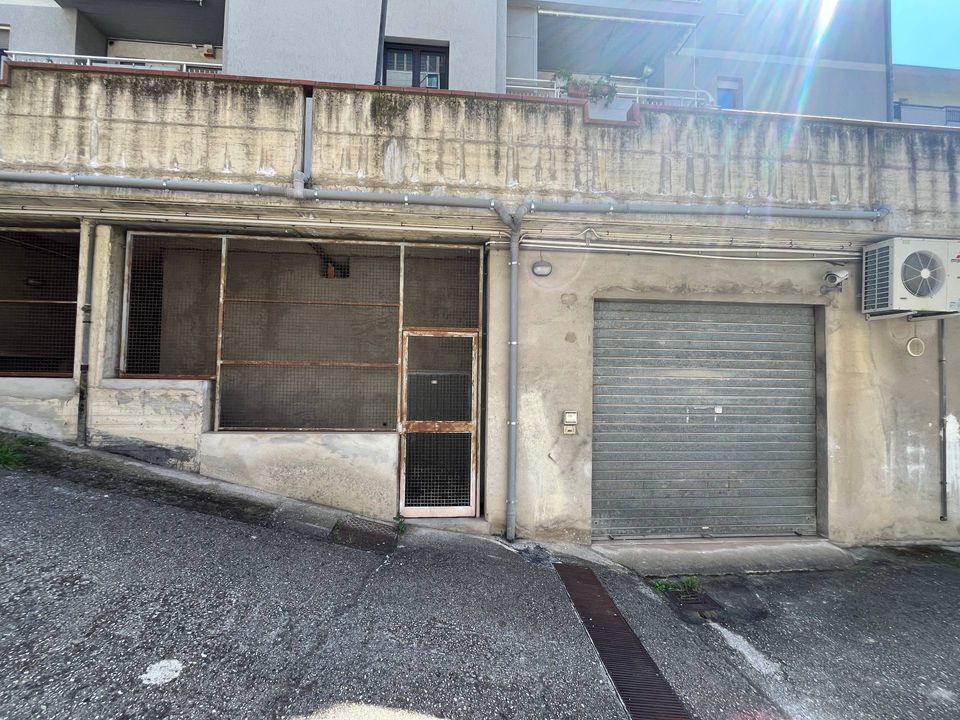 Erhvervsejendom i Vasto, Chieti - foto 2