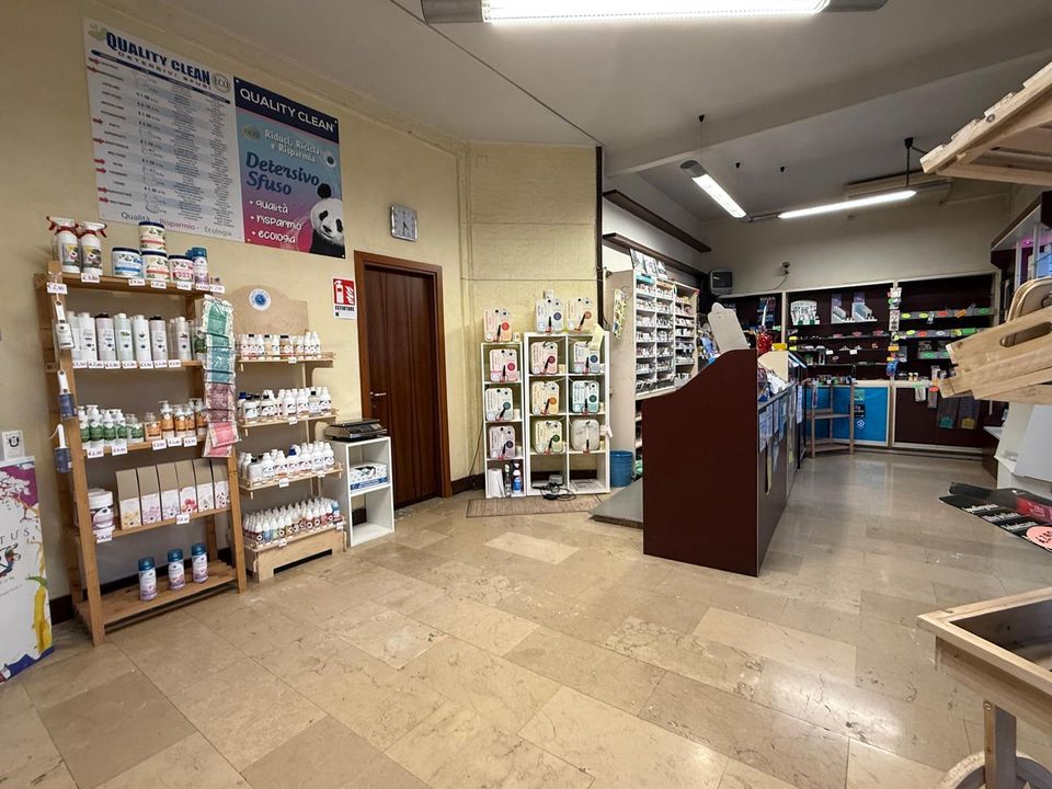 Erhvervsejendom i Rovigo, Rovigo - foto 1