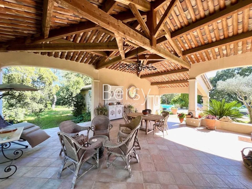 Villa in L'Isle-sur-la-Sorgue, Vaucluse - photo 5