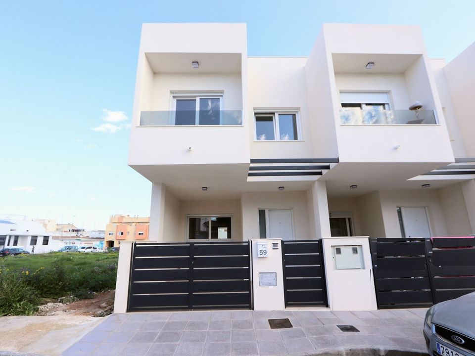Villa i Pilar de la Horadada, Alicante - foto 1