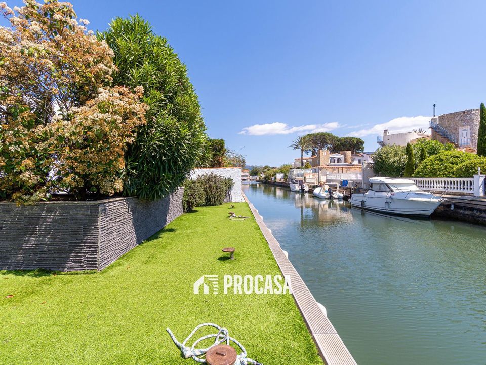 Villa i Empuriabrava, Gerona - foto 2