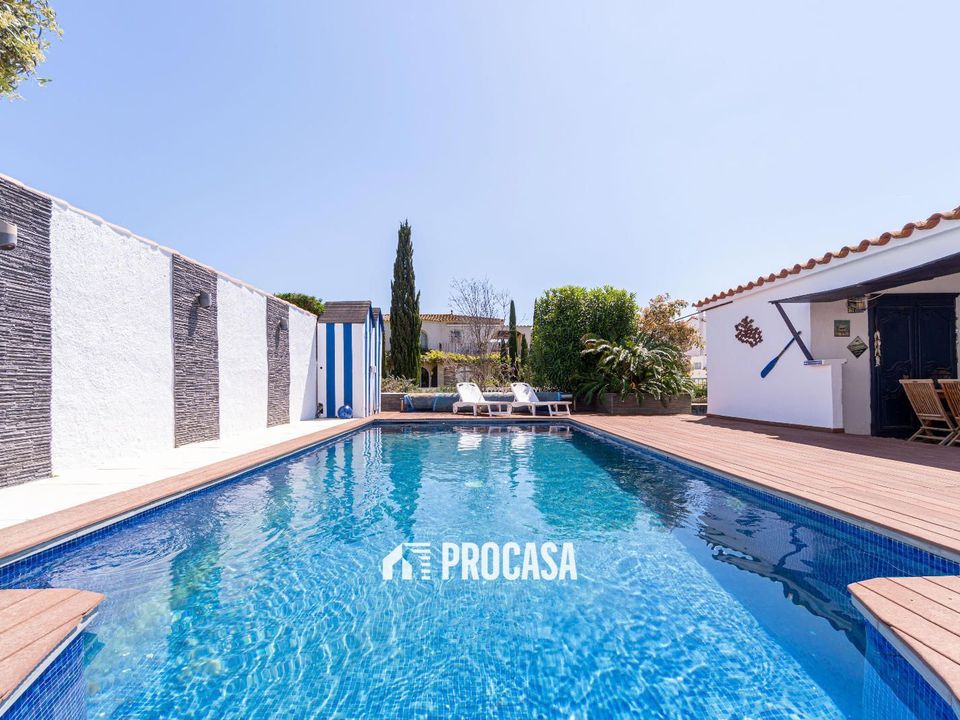 Villa i Empuriabrava, Gerona - foto 1