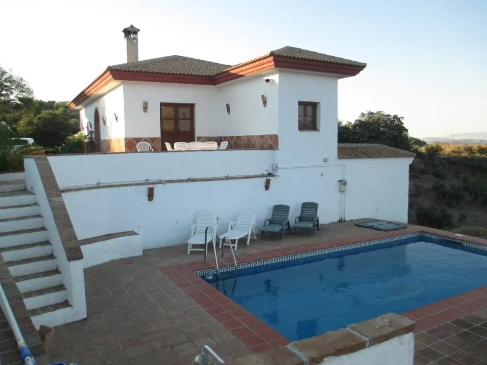 Villa i Guaro, Malaga - foto 1