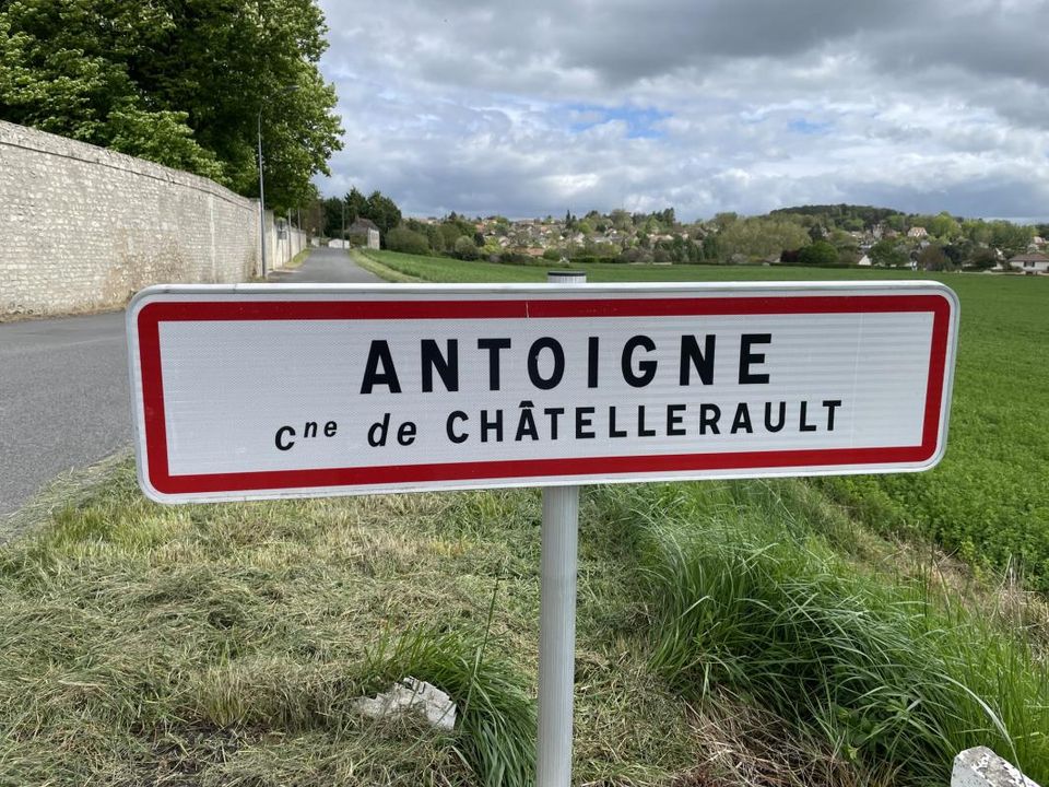 Grundstück in Chatellerault, Vienne - Foto 1