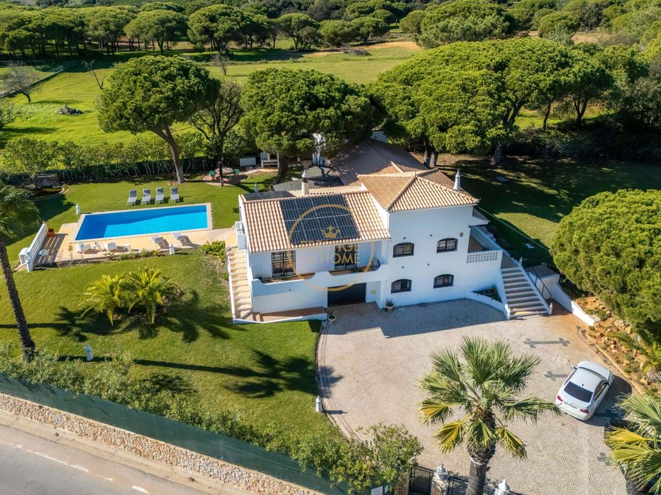 Villa i Quarteira, Faro - foto 1
