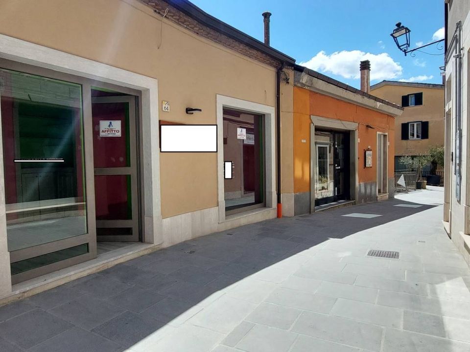 Erhvervsejendom i Ariano Irpino, Avellino - foto 1
