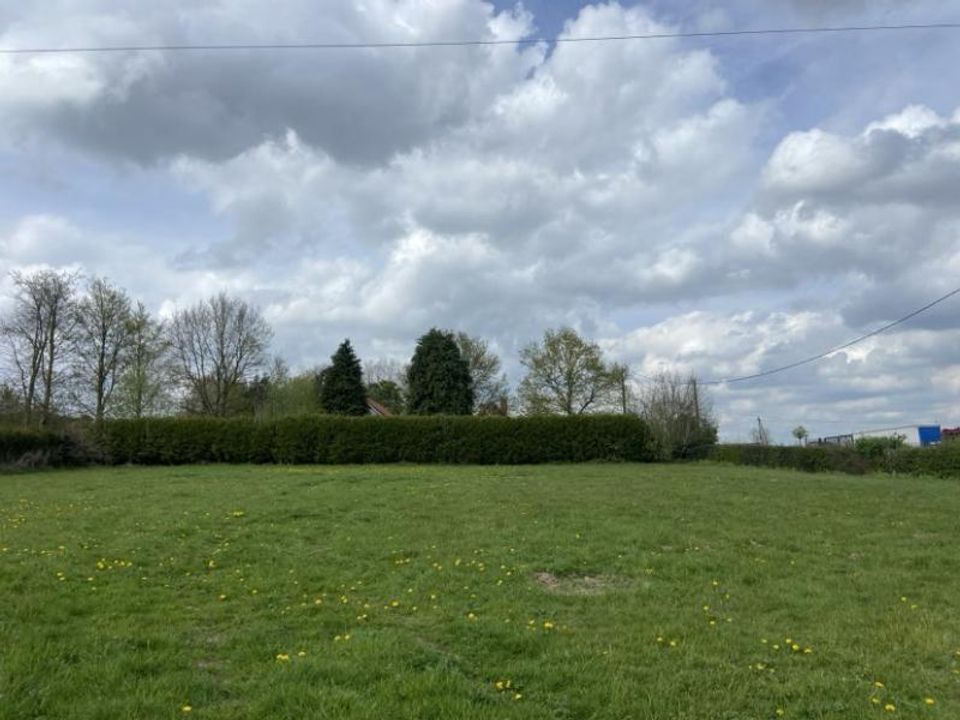 Helårsgrund i Humières, Pas-de-Calais - foto 1