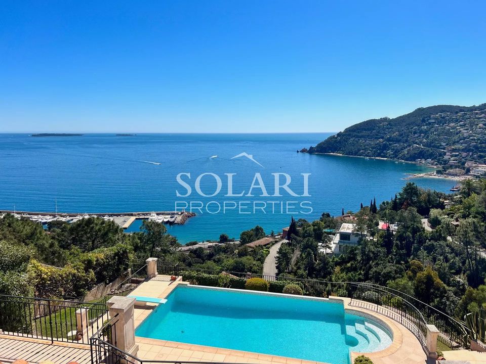 Villa i Theoule-sur-Mer, Alpes-Maritimes - foto 1