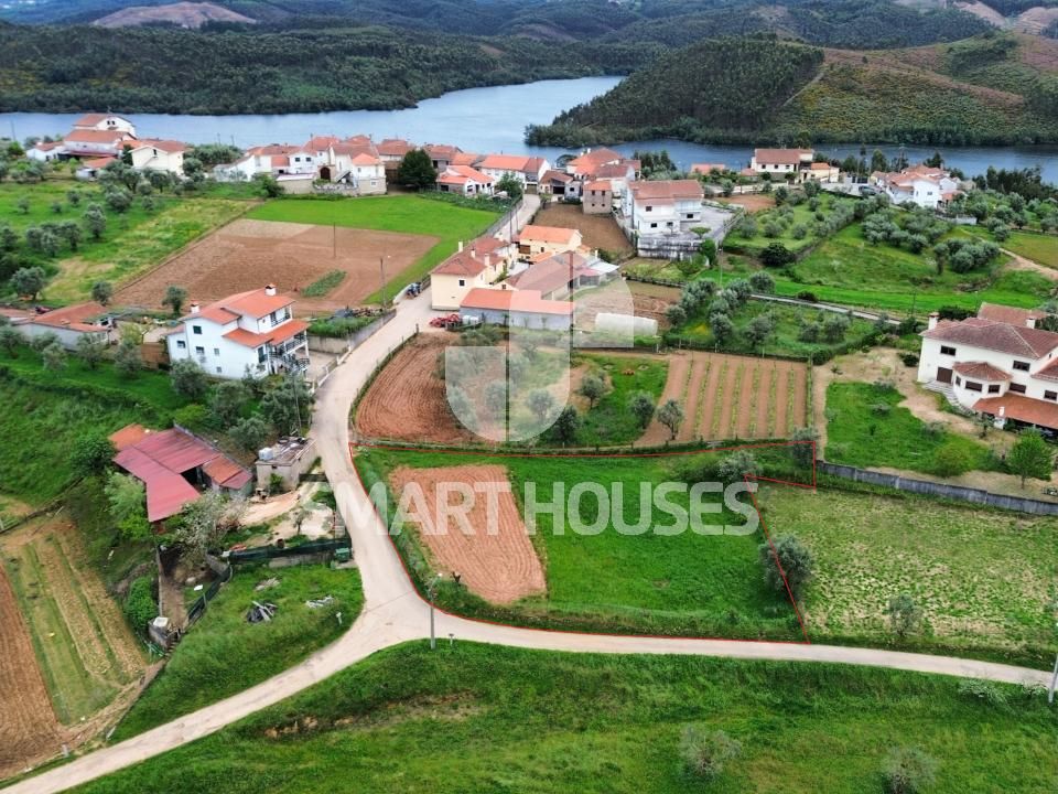 Helårsgrund i Sao Martinho da Cortica, Coimbra - foto 1