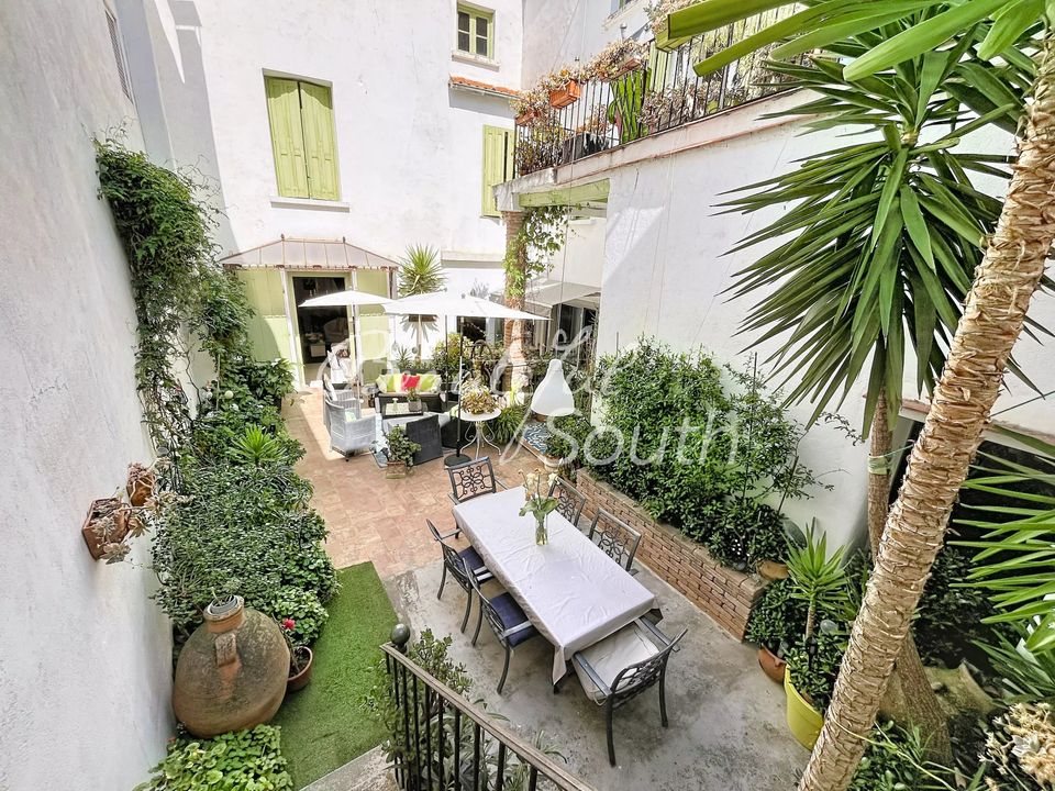 Villa en Rivesaltes, Pyrenees-Orientales - foto 1