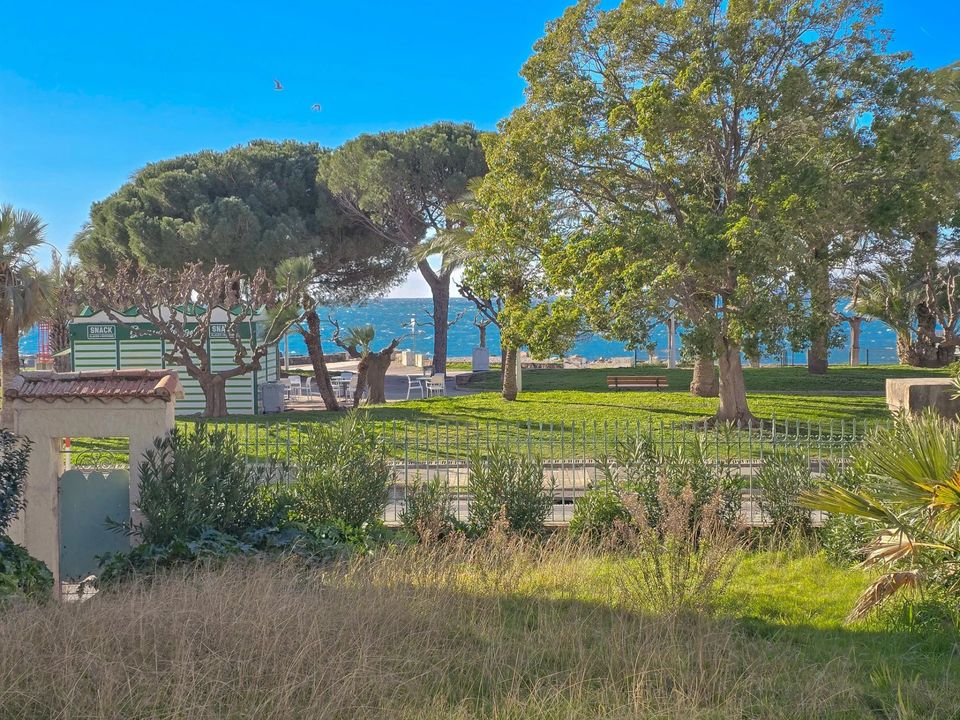 Villa i Saint-Raphael, Var - bilde 1
