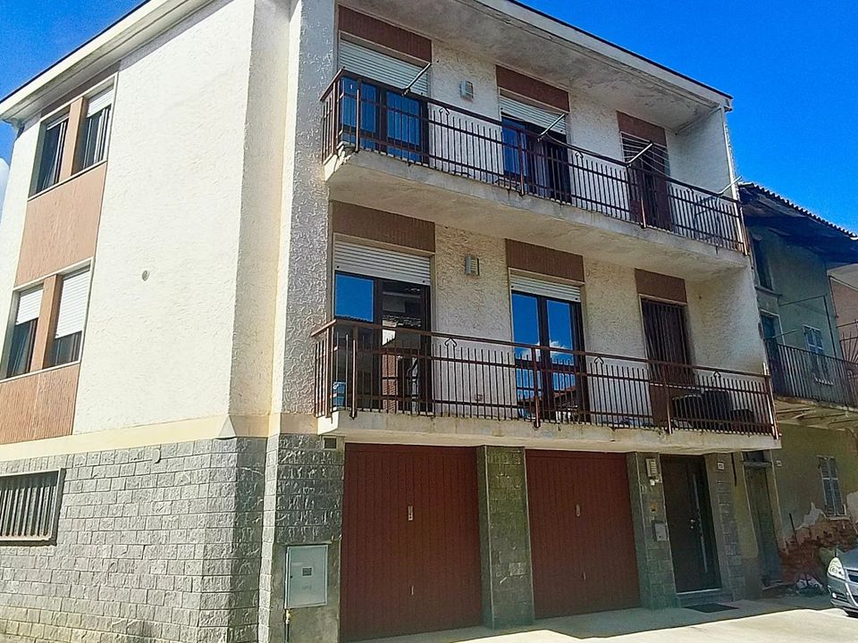 Villa i Monta, Cuneo - bilde 1