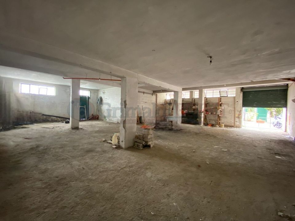 Garage Giugliano in Campania, Naples - foto 2