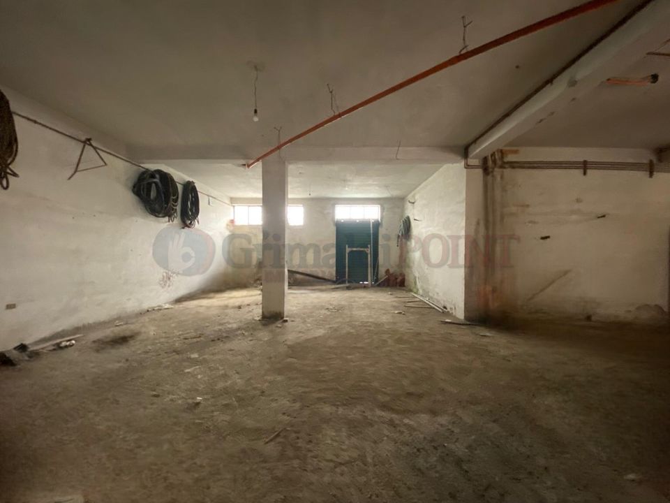 Garage Giugliano in Campania, Naples - foto 3