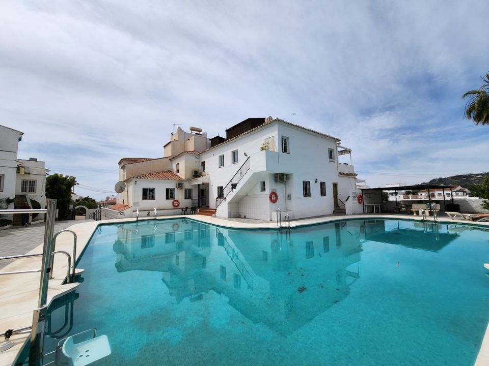 Lejlighed i Nerja, Malaga - foto 1