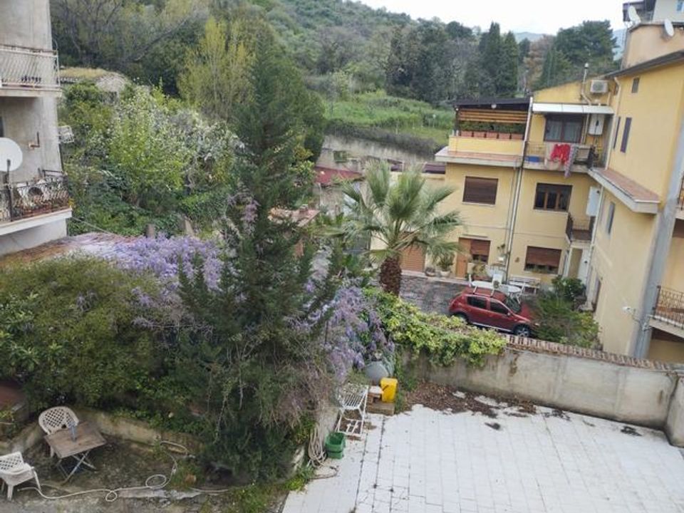 Apartamento en Bivona, Agrigento - foto 1